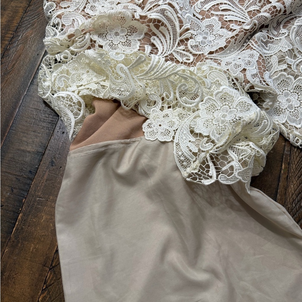Dress the Population Marion Lace Jumpsuit in Cream - Picture 10 of 11